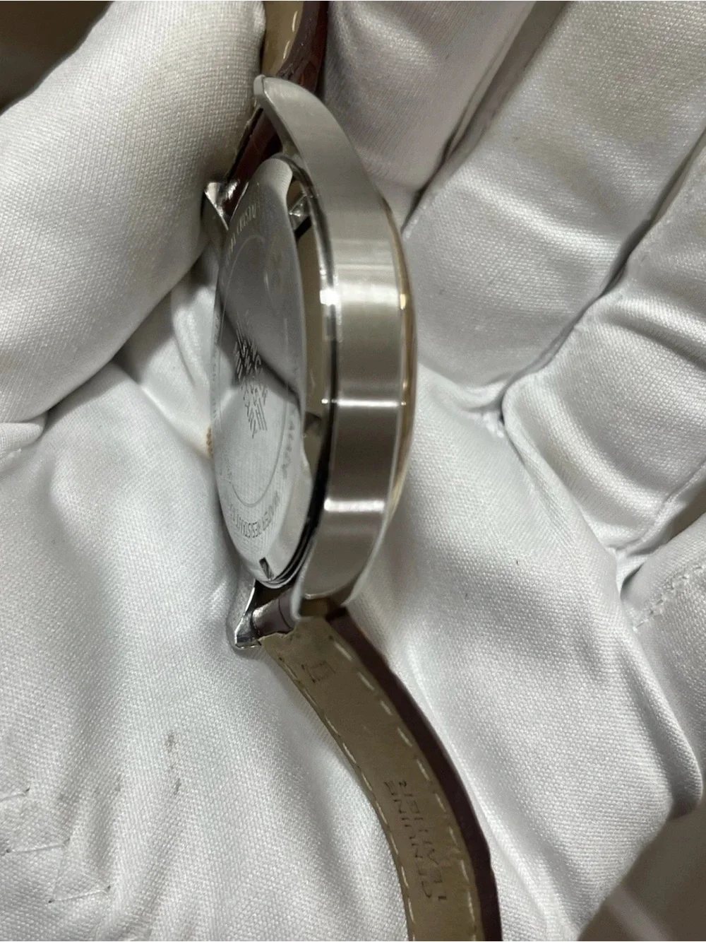 Wegner Swiss Military GMT Watch Men 42mm Silver Dial Two Tone Date 79306C Swiss